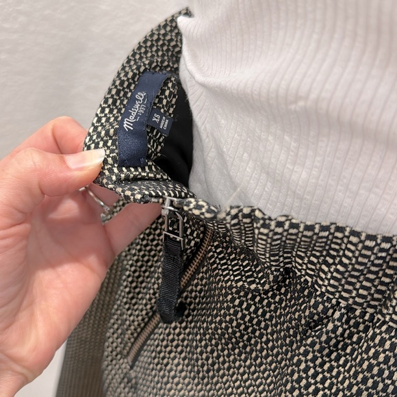 Madewell women’s high waisted black and gold skirt with pockets size extra small - Picture 4 of 5